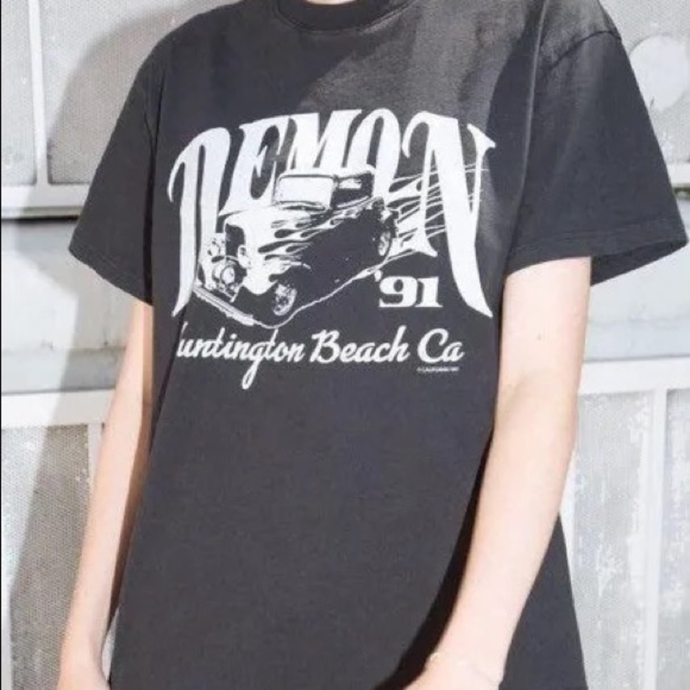 Cropped Graphic tee